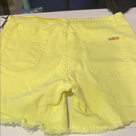 NWT Machine shorts size L - Picture 5 of 5